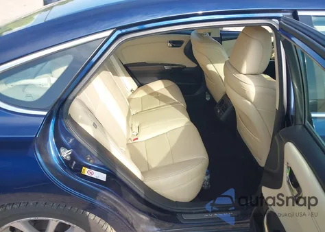 2013 Toyota Avalon Limited z USA, uszkodzony, nr VIN 4T1BK1EB6DU040788